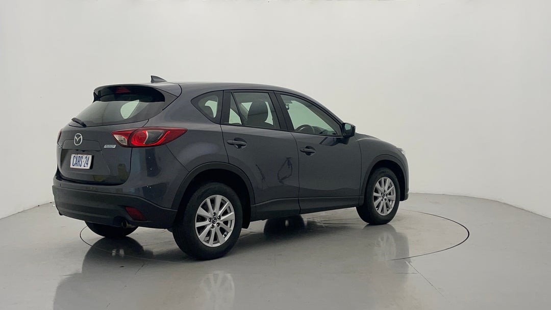 Right Back Diagonal (45- Degree) View