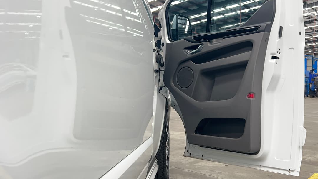 2022 Ford Transit Custom 320s Sport (swb), Automatic, 39771 km, Speaker View
