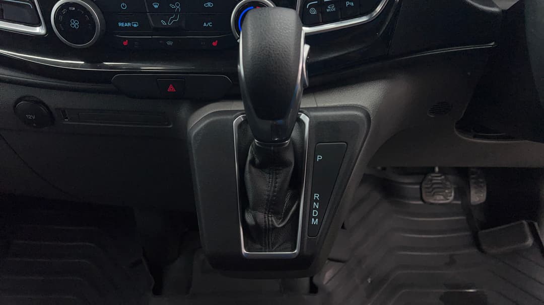 2022 Ford Transit Custom 320s Sport (swb), Automatic, 39771 km, Gear Lever 