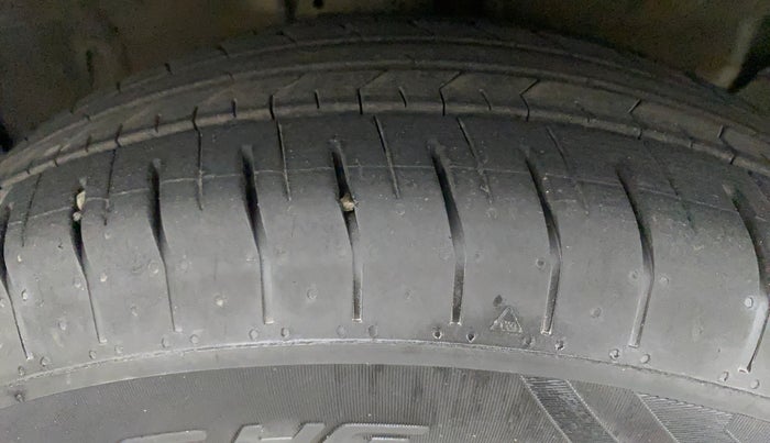 2020 KIA SELTOS HTK PLUS 1.5 DIESEL, Diesel, Manual, 58,199 km, Right Front Tyre Tread