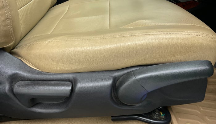 2020 Honda City VX CVT PETROL, Petrol, Automatic, 32,262 km, Driver Side Adjustment Panel