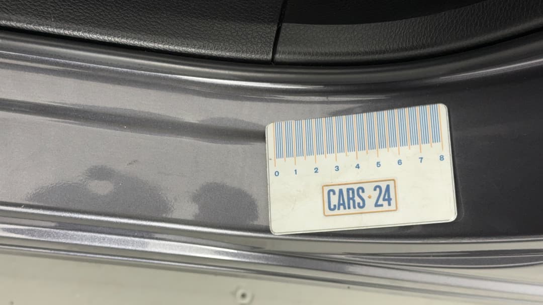 2018 Honda CR-V Vti-lx (AWD), Automatic, 132527 km, Door Sills Front LHS Dent