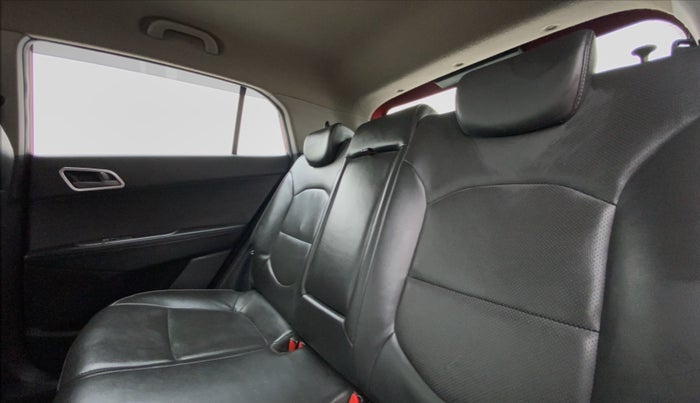 2015 Hyundai Creta 1.6 SX (O) CRDI, Diesel, Manual, 1,14,245 km, Right Side Rear Door Cabin