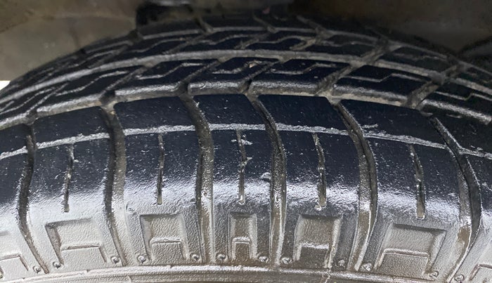2019 Maruti Eeco 5 STR WITH AC PLUSHTR, Petrol, Manual, 8,448 km, Left Front Tyre Tread