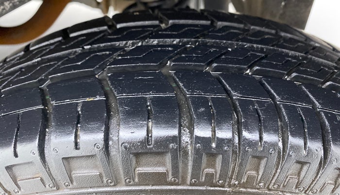 2019 Maruti Eeco 5 STR WITH AC PLUSHTR, Petrol, Manual, 8,448 km, Left Rear Tyre Tread