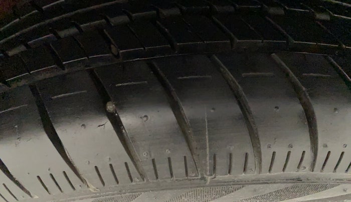 2012 Maruti Swift Dzire ZXI, Petrol, Manual, 65,154 km, Left Rear Tyre Tread