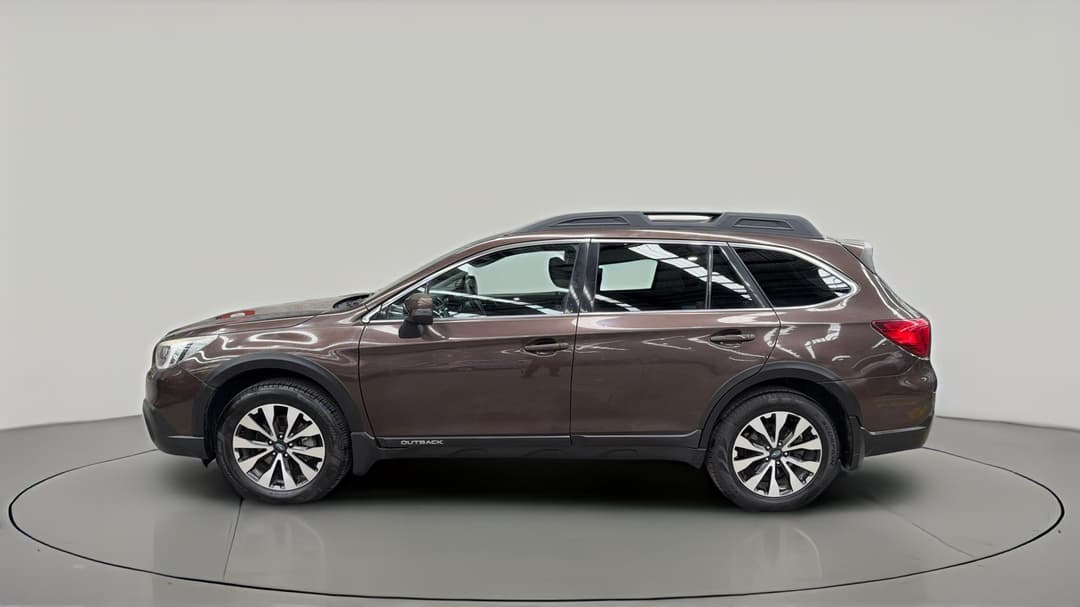2017 Subaru Outback 2.5i Premium AWD, Automatic, 91715 km, Left Side View