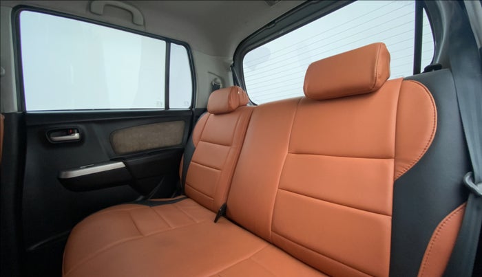 2013 Maruti Wagon R 1.0 VXI, Petrol, Manual, 49,055 km, Right Side Rear Door Cabin