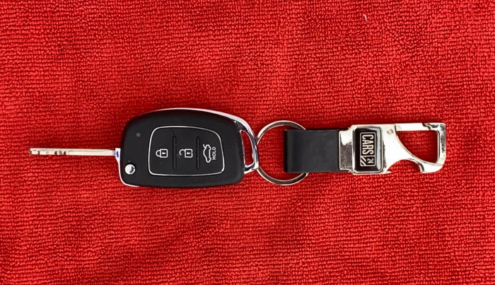 2014 Hyundai Xcent S 1.1 CRDI, Diesel, Manual, 45,736 km, Key Close Up
