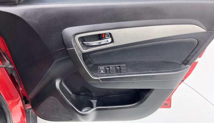 2019 Maruti Vitara Brezza ZDI PLUS DUAL TONE, Diesel, Manual, 41,091 km, Driver Side Door Panels Control