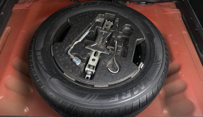 2019 Maruti Vitara Brezza ZDI PLUS DUAL TONE, Diesel, Manual, 41,091 km, Spare Tyre