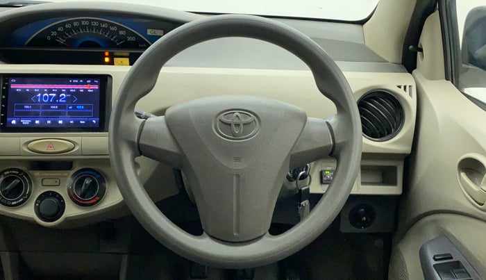 2014 Toyota Etios Liva G, CNG, Manual, 79,418 km, Steering Wheel Close Up