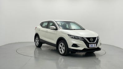 2018 Nissan Qashqai St Automatic, 83k km Petrol Car