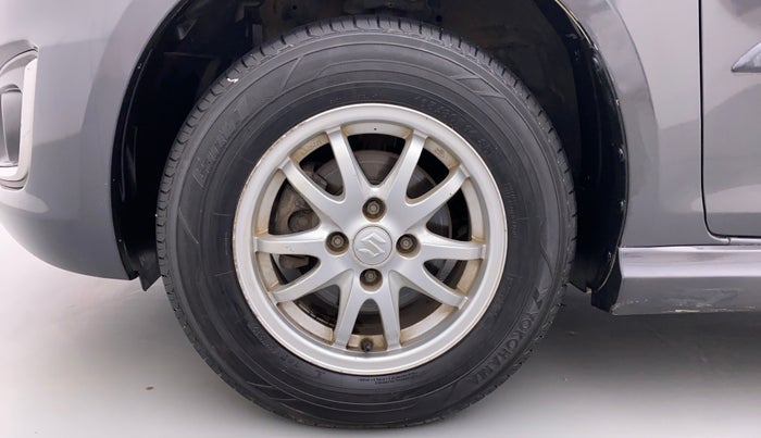 2015 Maruti Swift VDI ABS, Diesel, Manual, 89,147 km, Left Front Wheel