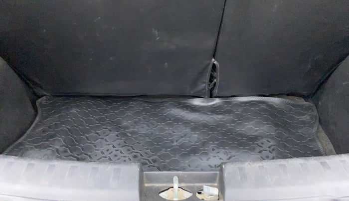 2015 Maruti Swift VDI ABS, Diesel, Manual, 89,147 km, Boot Inside