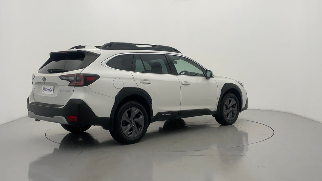 Right Back Diagonal (45- Degree) View