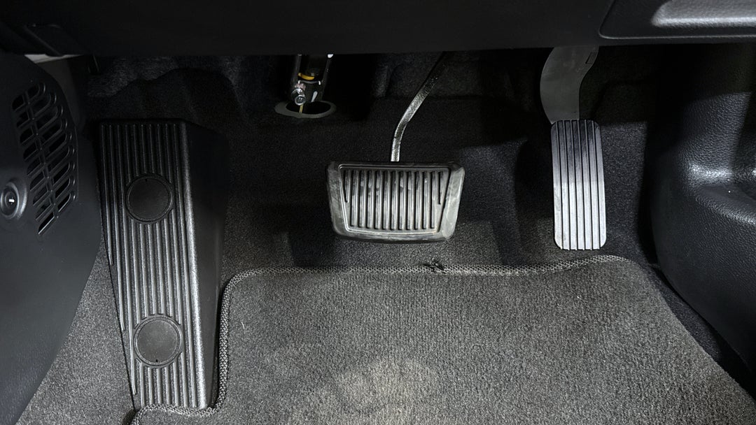 2021 Kia Picanto S (pe), Automatic, 9347 km, Pedals and Footmat