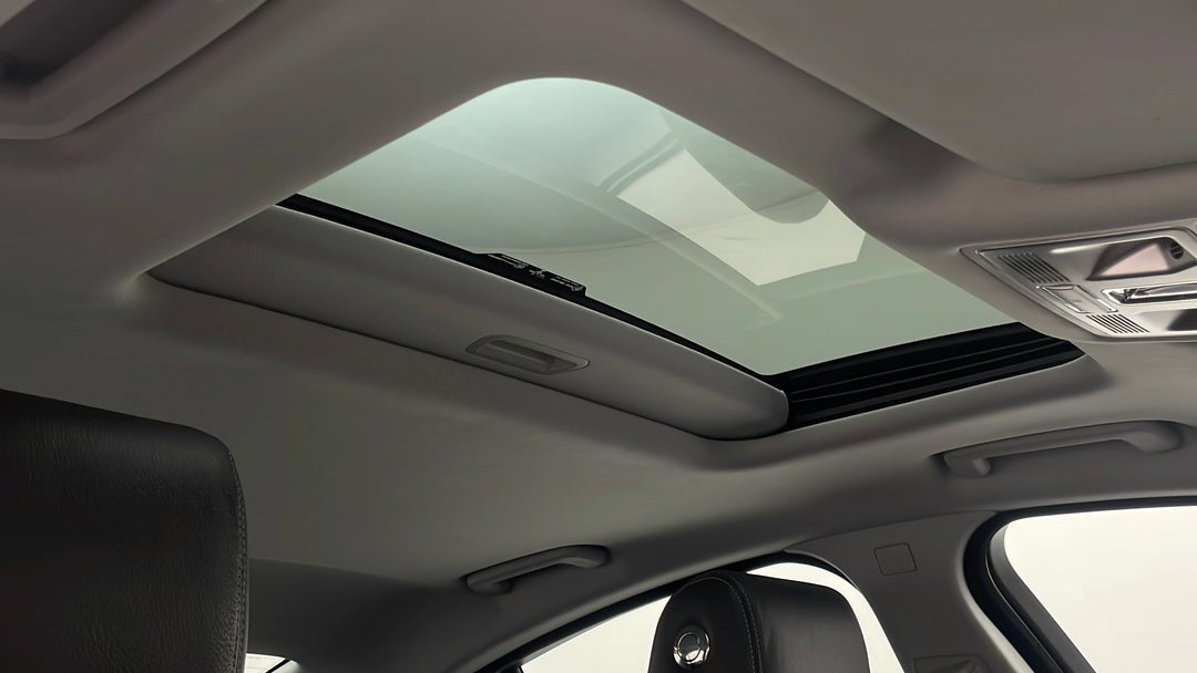 Interior Sunroof/Moonroof
