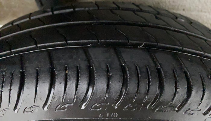 2022 Maruti S PRESSO VXI, Petrol, Manual, 28,814 km, Right Rear Tyre Tread