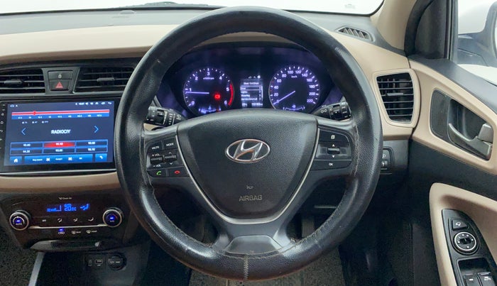 2016 Hyundai Elite i20 1.4 CRDI ASTA (O), Diesel, Manual, 1,53,107 km, Steering Wheel Close-up