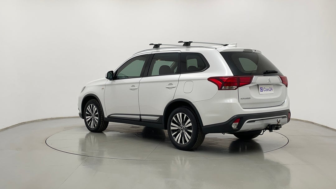 Left Back Diagonal (45- Degree) View