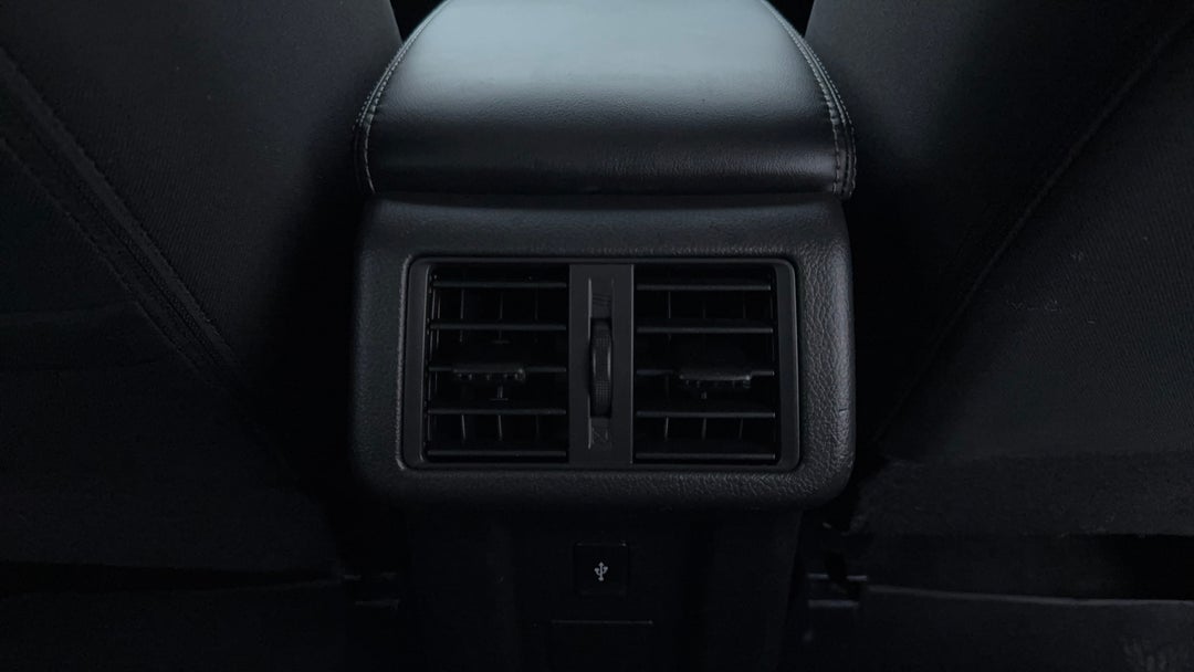 Rear A/C Vent
