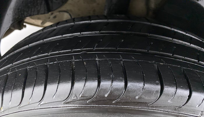 2020 KIA SELTOS HTK PLUS 1.5 DIESEL, Diesel, Manual, 21,905 km, Right Rear Tyre Tread