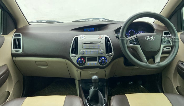 2011 Hyundai i20 SPORTZ 1.2 O, Petrol, Manual, 83,955 km, Dashboard