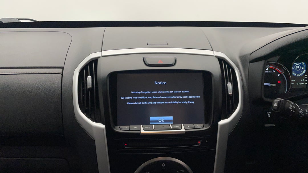 2017 Isuzu MU-X Ls-u (4x4), Automatic, 97294 km, Infotainment System