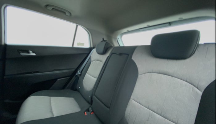 2019 Hyundai Creta 1.6 VTVT SX AUTO, Petrol, Automatic, 20,387 km, Right Side Door Cabin View