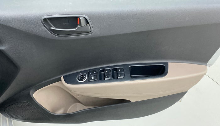 2014 Hyundai Grand i10 MAGNA 1.2 KAPPA VTVT, Petrol, Manual, 40,523 km, Driver Side Door Panels Control