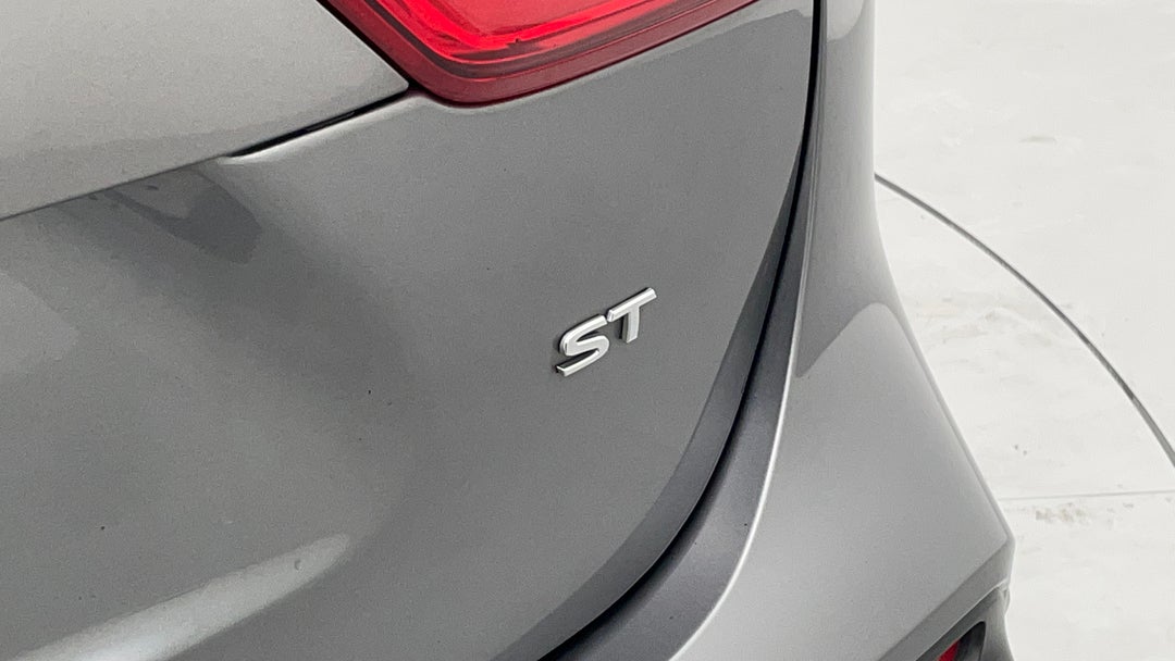 Badge (Boot Right Side)