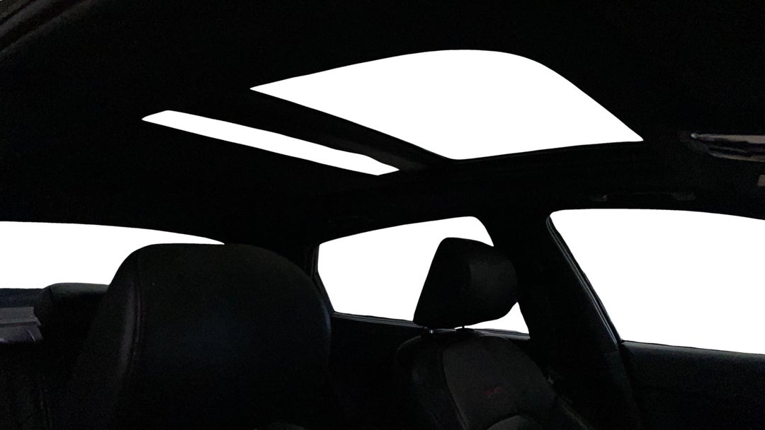 Interior Sunroof/Moonroof