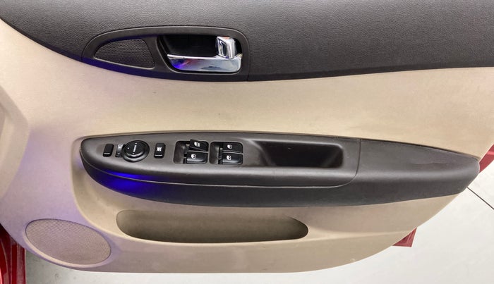 2013 Hyundai i20 ASTA 1.2, Petrol, Manual, 74,880 km, Driver Side Door Panels Control