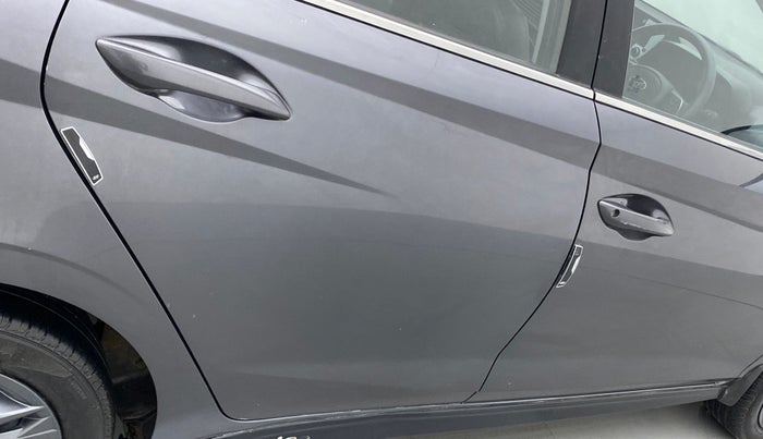 2021 Hyundai NEW I20 SPORTZ 1.2 MT, Petrol, Manual, 13,314 km, Right rear door - Minor scratches