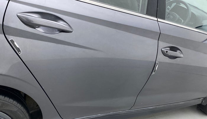 2021 Hyundai NEW I20 SPORTZ 1.2 MT, Petrol, Manual, 13,314 km, Right rear door - Slightly dented