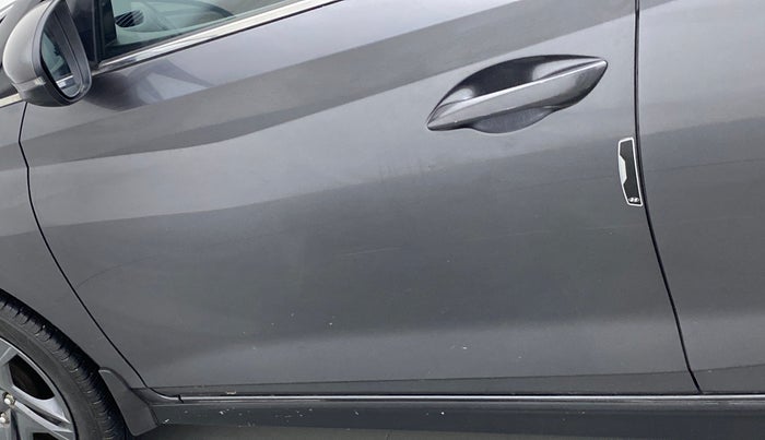 2021 Hyundai NEW I20 SPORTZ 1.2 MT, Petrol, Manual, 13,314 km, Front passenger door - Minor scratches