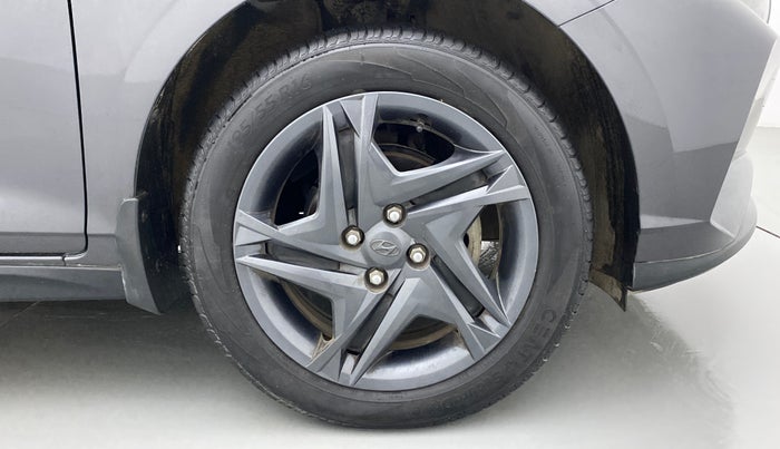 2021 Hyundai NEW I20 SPORTZ 1.2 MT, Petrol, Manual, 13,314 km, Right Front Wheel