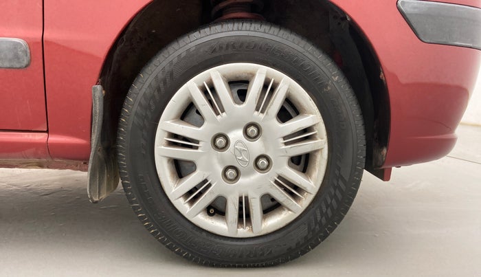 2012 Hyundai Santro Xing GLS, Petrol, Manual, 49,206 km, Right Front Wheel