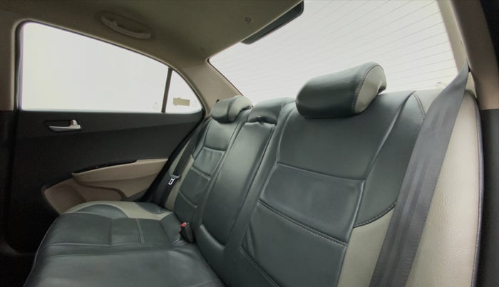 2018 Hyundai Xcent SX 1.2, Petrol, Manual, 51,934 km, Right Side Rear Door Cabin