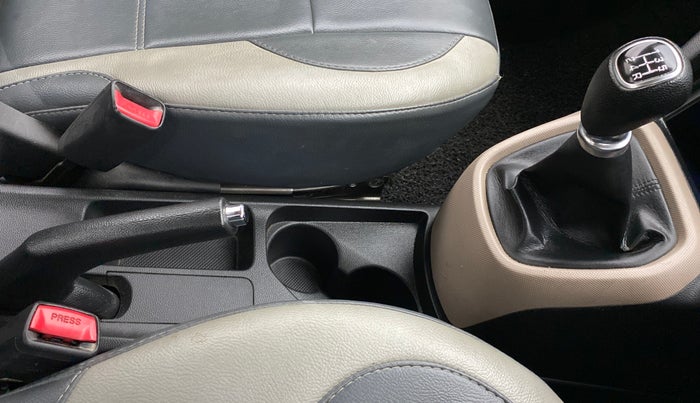2018 Hyundai Xcent SX 1.2, Petrol, Manual, 51,934 km, Gear Lever