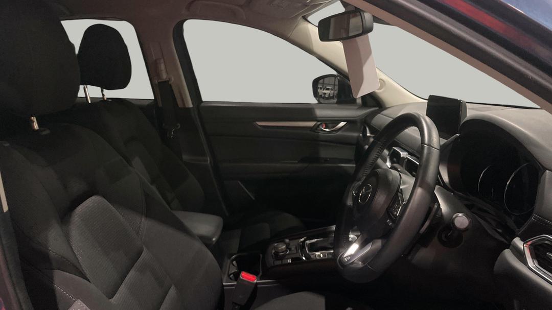 2022 Mazda CX-5 Maxx Sport (FWD), Automatic, 54583 km, Right Side Front Door Cabin View