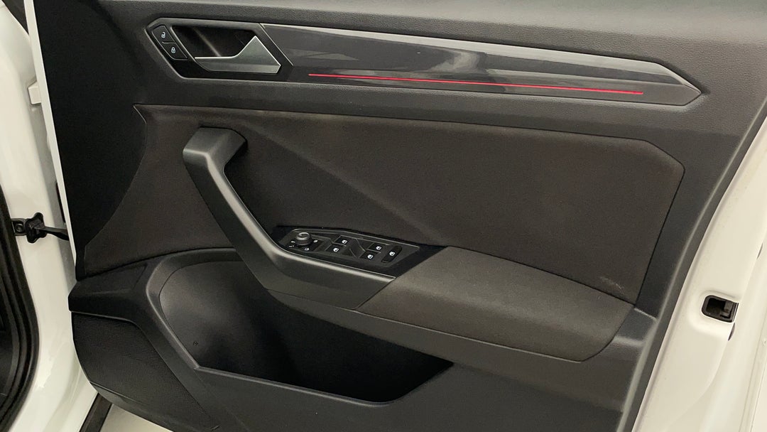 2020 Volkswagen T-roc 140tsi Sport, Automatic, 55145 km, Speaker View