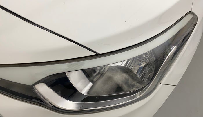 2015 Hyundai Elite i20 SPORTZ 1.2, Petrol, Manual, 70,095 km, Left headlight - Minor scratches