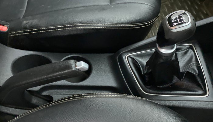 2015 Hyundai Elite i20 SPORTZ 1.2, Petrol, Manual, 70,095 km, Gear Lever