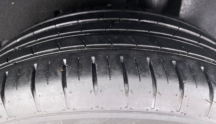 2017 Maruti Baleno ALPHA 1.2 K12, Petrol, Manual, 59,647 km, Left Rear Tyre Tread