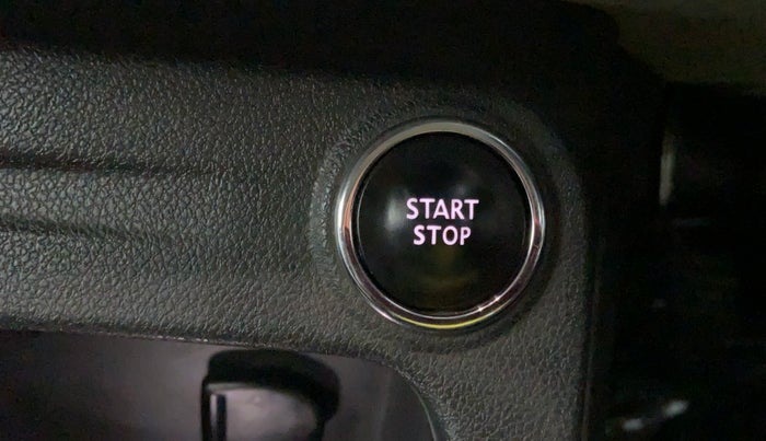 2017 Renault Captur PLATINE DUAL TONE, Diesel, Manual, 27,684 km, Keyless button start