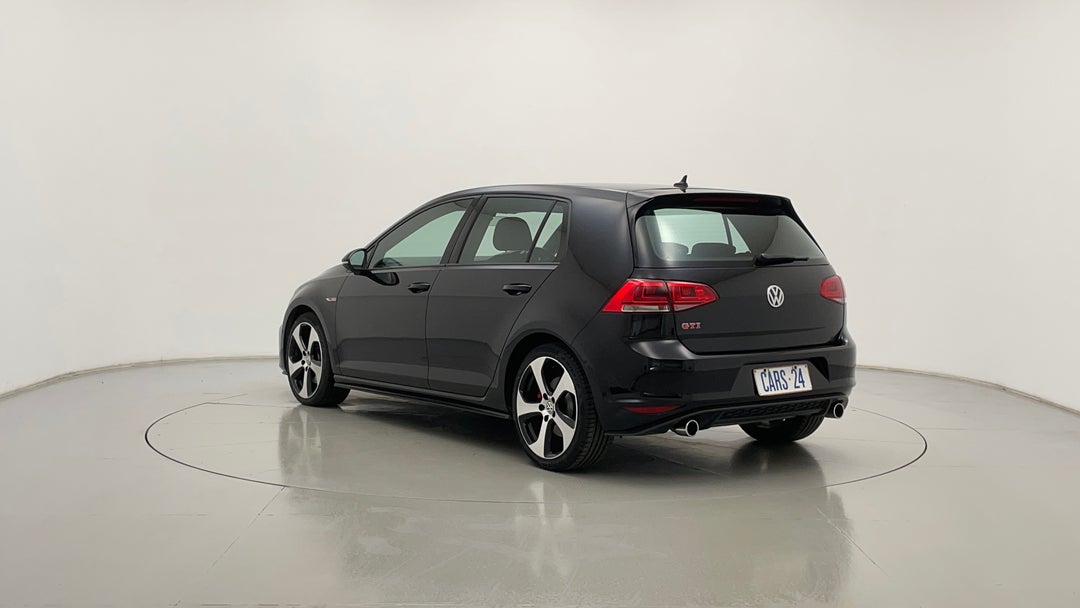 Left Back Diagonal (45- Degree) View