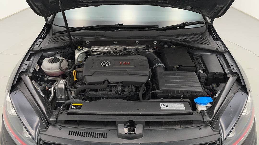 Open Bonnet (Engine)