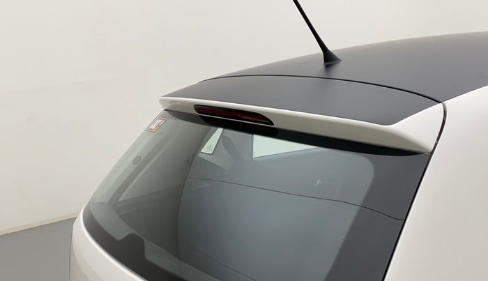 2022 Volkswagen Polo TRENDLINE 1.0L, Petrol, Manual, 35,029 km, Dicky (Boot door) - Graphic sticker